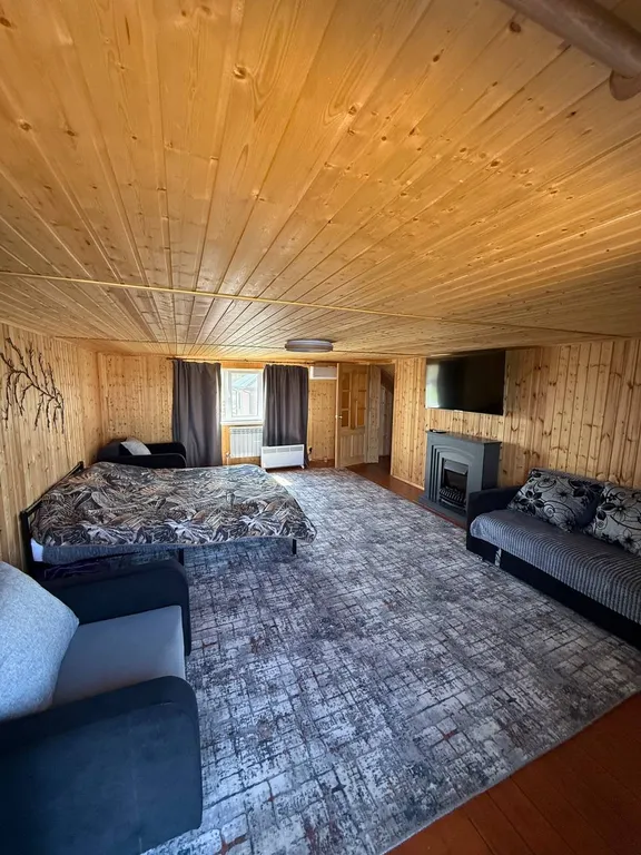 Уютный комплекс отдыха на берегу реки