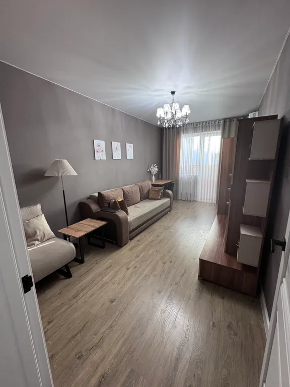 Уютная 2 комнатная квартира — аренда посуточно в Павловск