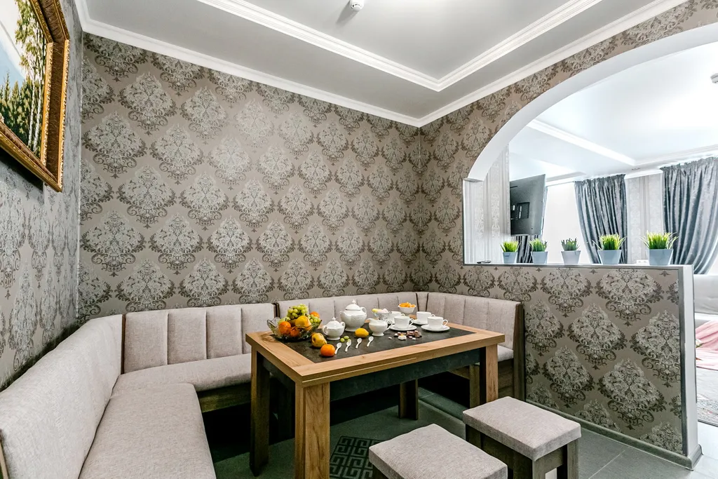 Трёхкомнатная квартира с евроремонтом в новом двухэтажном здании