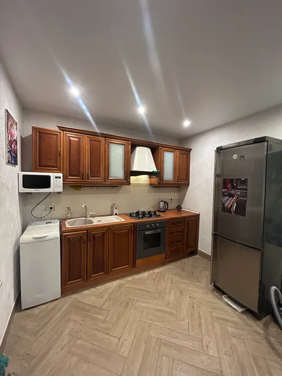 Коттедж Коттедж на 16 мест, семейные праздники, для ретриты, мероприятия, баня — Москва