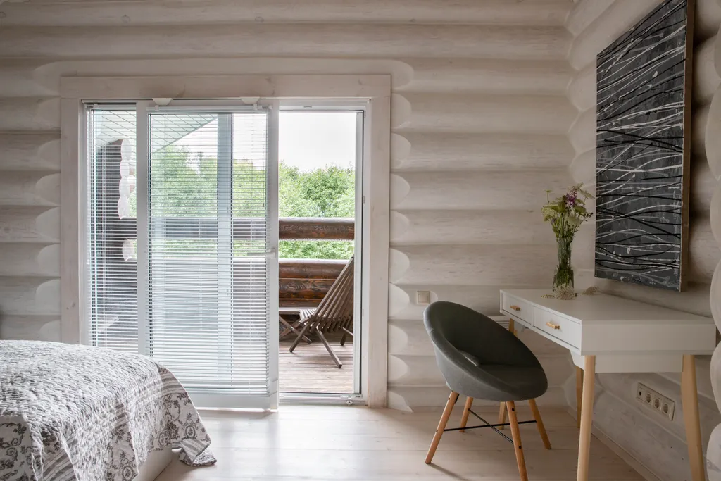 Дом на берегу озера Соро