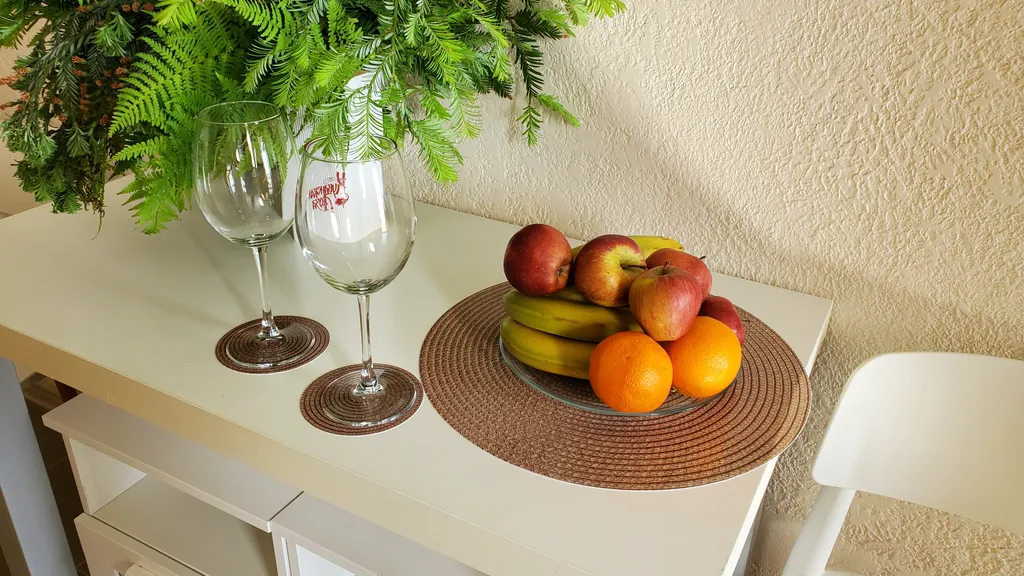 Двухкомнатные апартаменты с выходом к морю