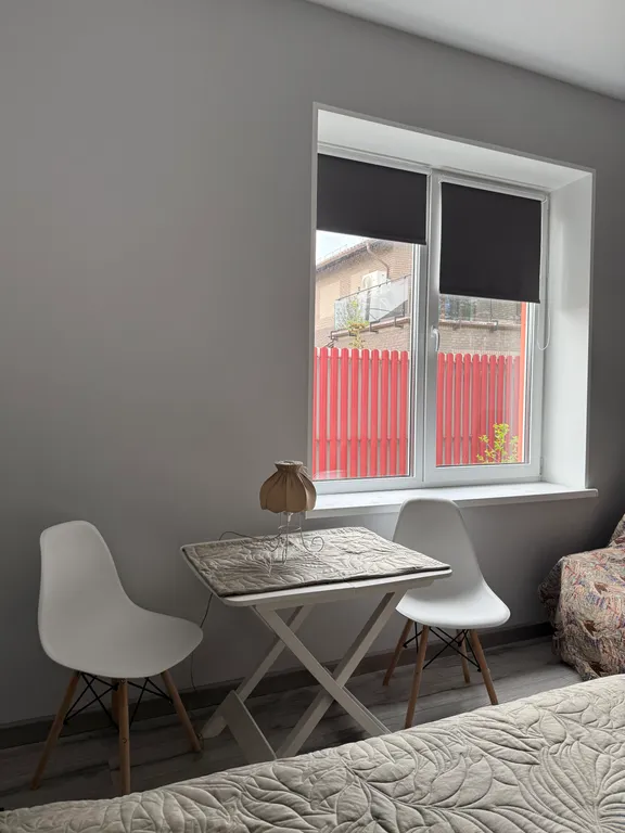 Уютная комната на первой береговой линии