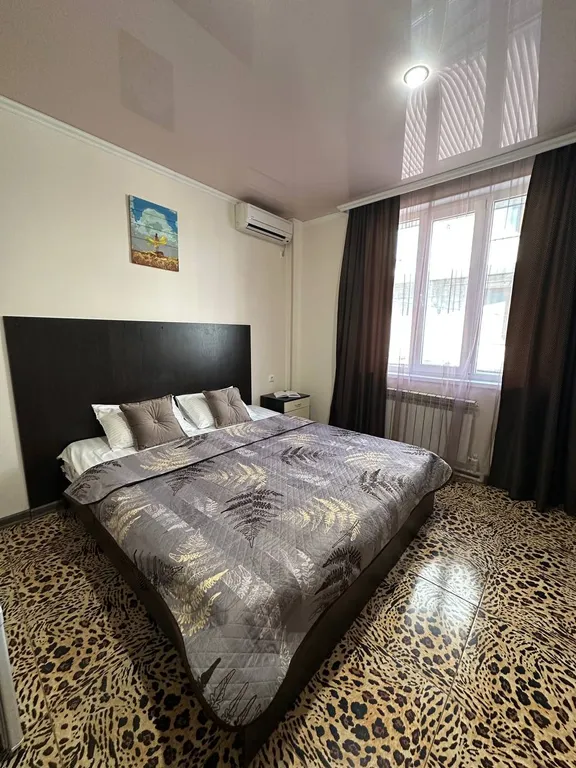 Квартира Квартира Трехместный уютный номер на 2м этаже — Геленджик