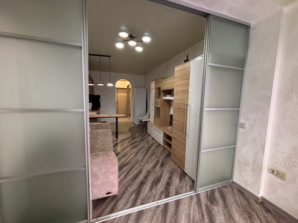 Чистая уютная студия в центре Хосты