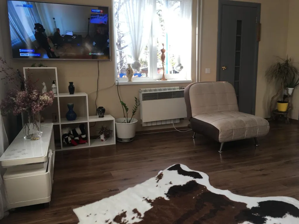 Уютный 2-этажный дом в лесном массиве с бассейном