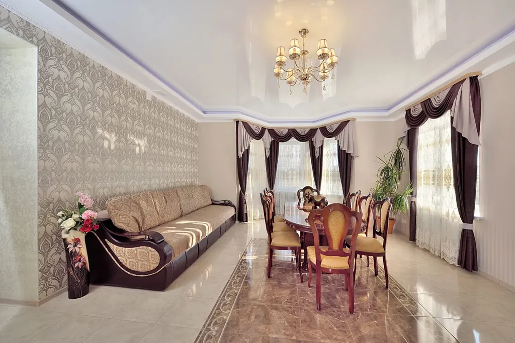 Большой, уютный семейный дом