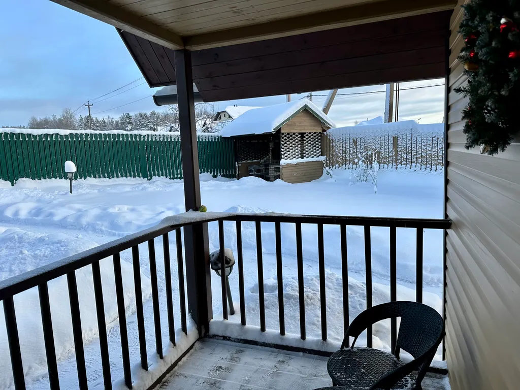 Коттедж Дом у озера и леса — Снегиревка