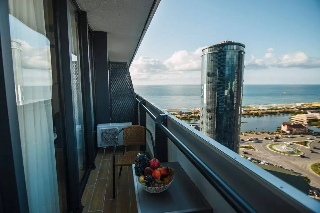 Двухкомнатный апартамент с видом на море в Orbi City