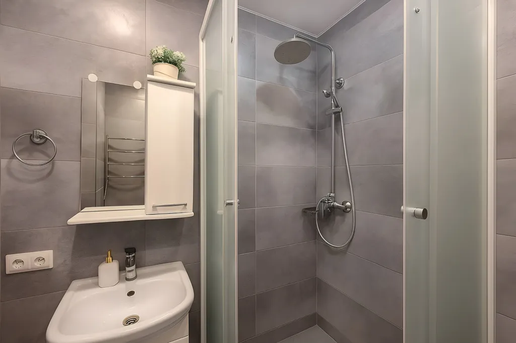 Студия с балконом и видом на море