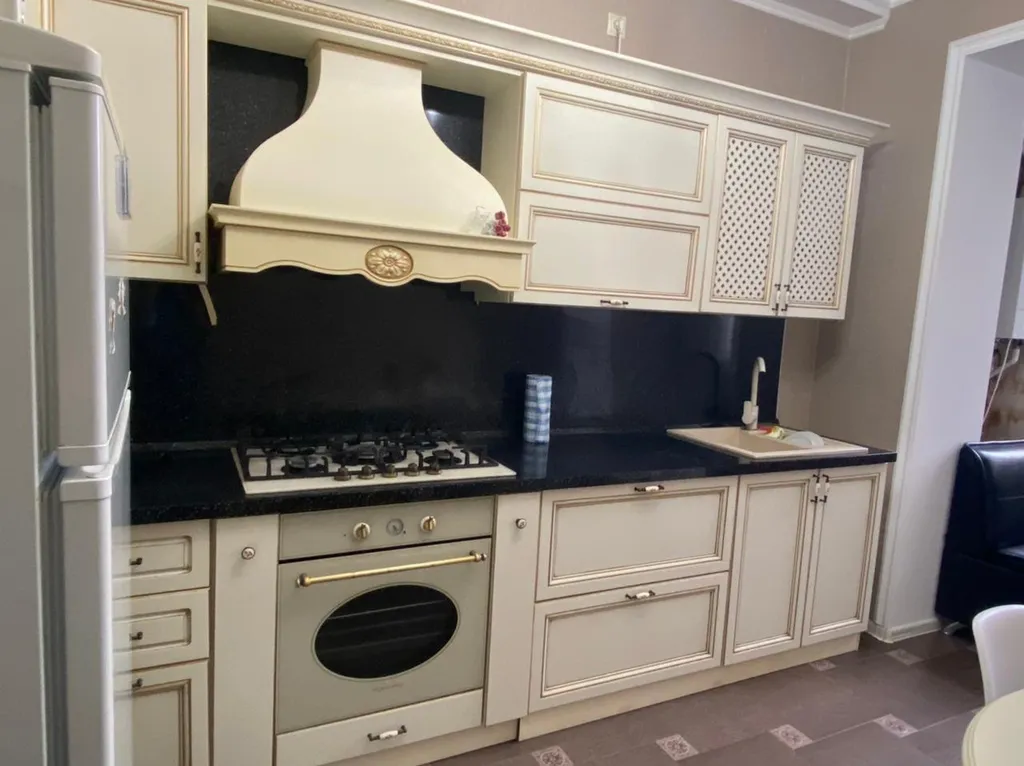 Квартира у моря и мультимедийного фонтана