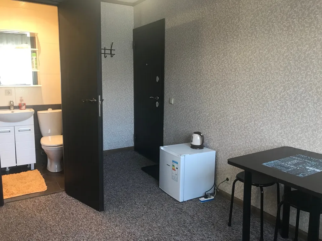 Двухкомнатный люкс с балконом с двумя раздельными кроватями и диваном