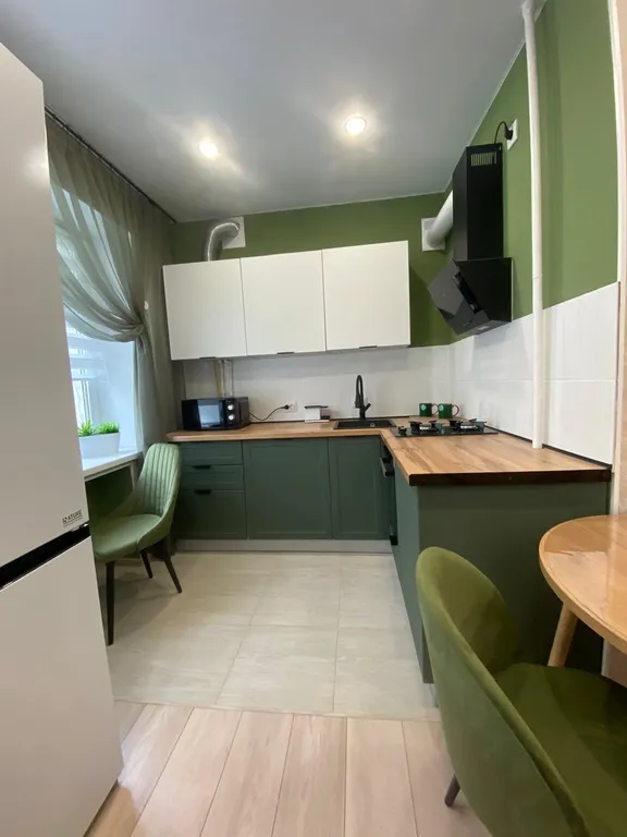 Двухкомнатная квартира на пл. Театральной