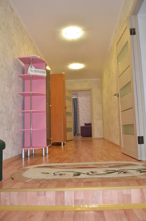 Пол дома с отдельным входом и двором