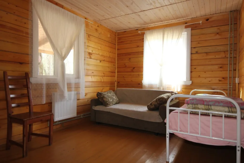 Коттедж на 10 спальных мест с верандой