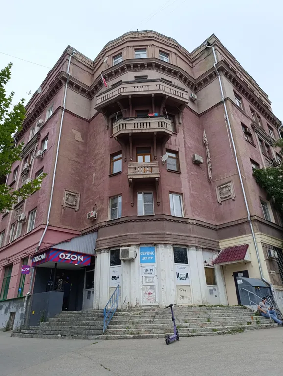 Светлая уютная квартира в тихом центре