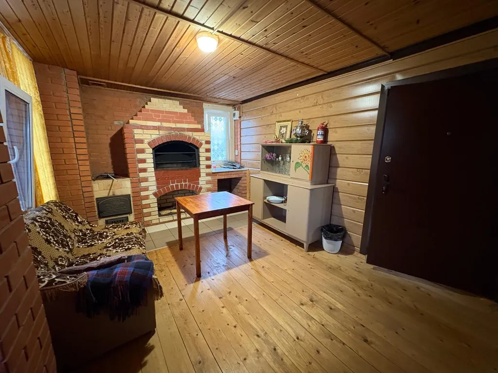 Уютный дом в прибрежной зоне рядом с центром  города