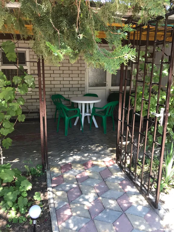 Квартира Комната — аренда посуточно в Голубицкая