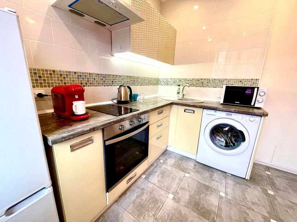 Яркая квартира в центре с кофеваркой