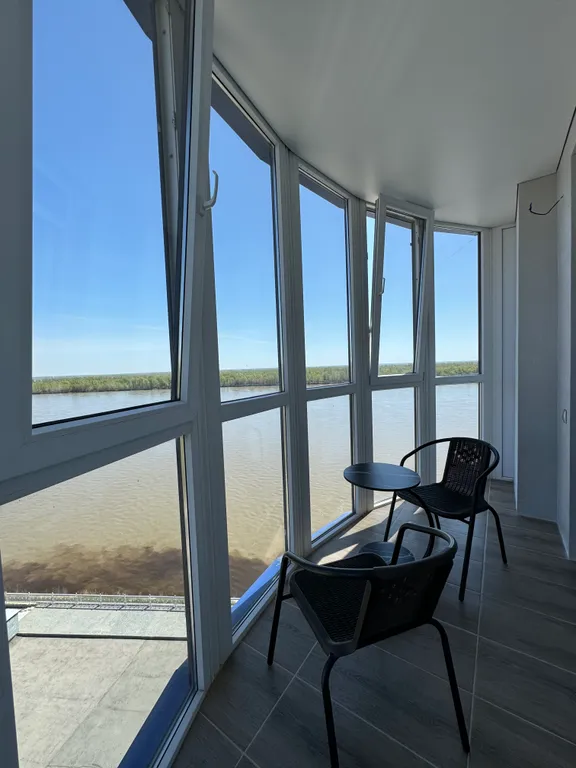 Апартамент на берегу реки Обь