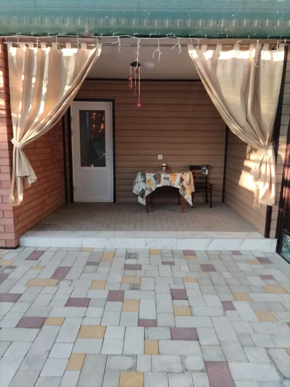 Уютный домик возле моря