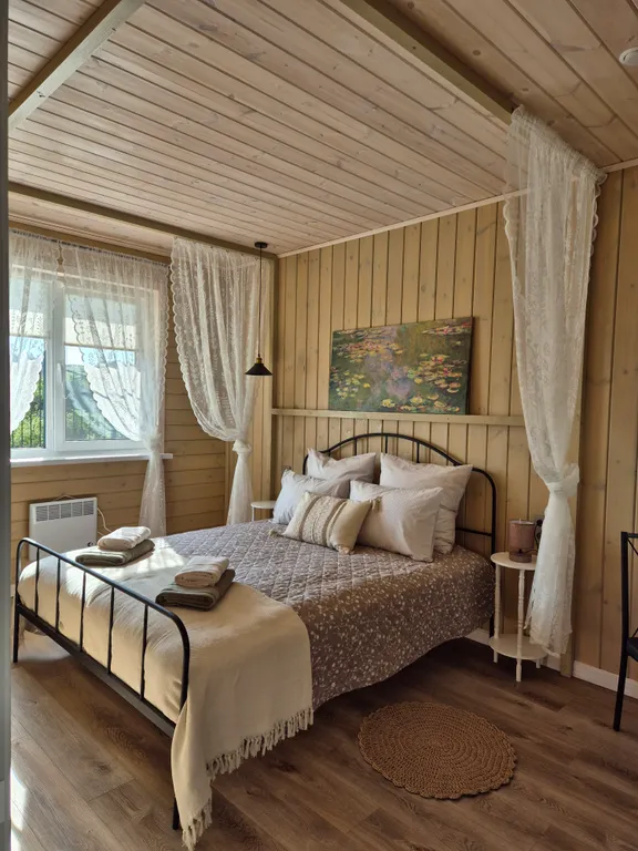 Коттедж Уютнейший дом с роскошным видом на озеро — Ларионово