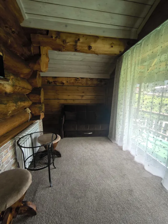 Кедровый коттедж на берегу Катуни