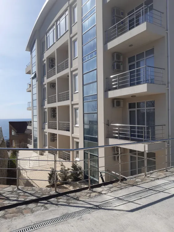 Апартаменты с видом на море и гору Ай петри