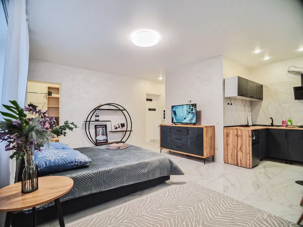 Комфортная Студия в центре города для отдыха и работы