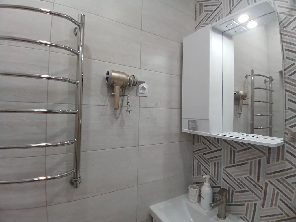 Квартира Апартаменты Terrazza рядом с вокзалом с террасой и свежим ремонтом — Сочи