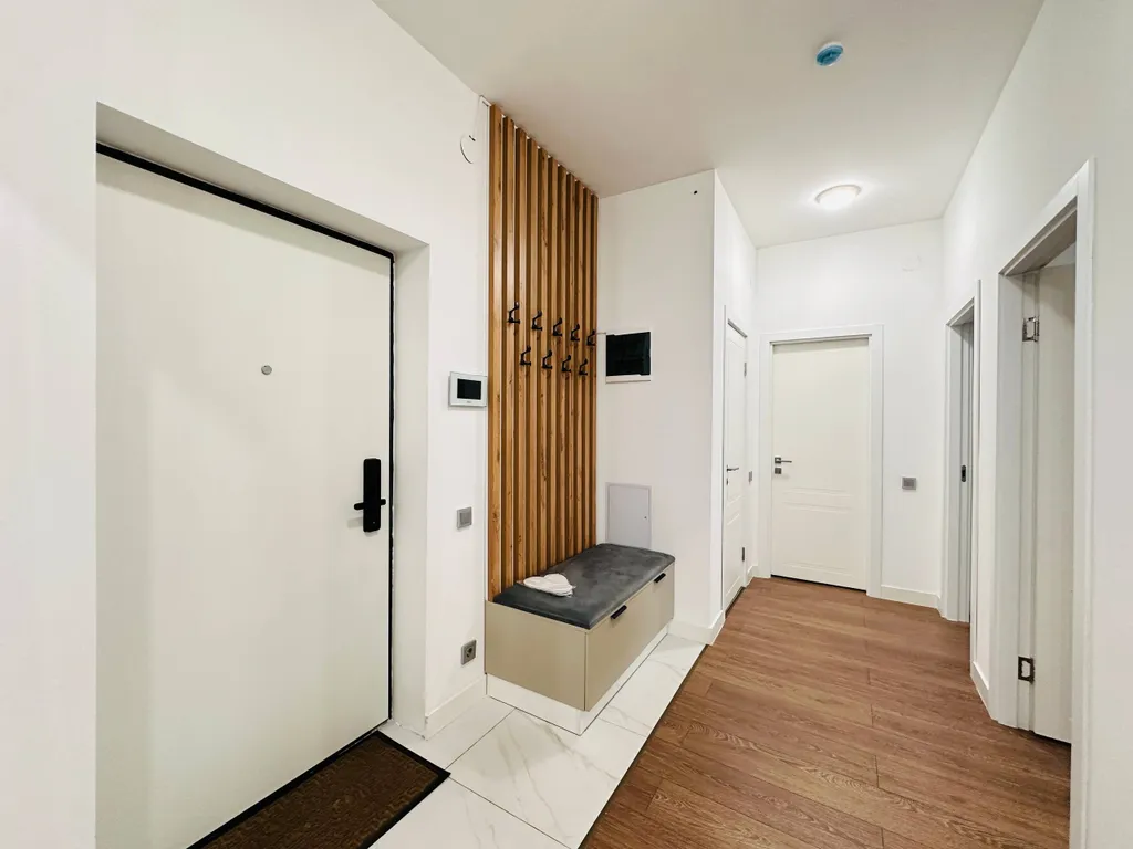 3-комнатные апартаменты для 6 чел в центре рядом с ТРЦ Мега