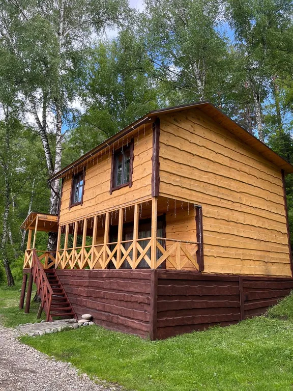 Коттедж с видом на озеро и горы — аренда посуточно в Чемал