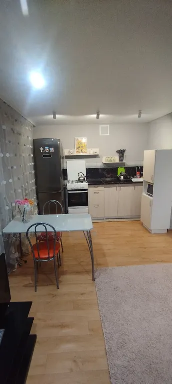 Отличная квартира в центре — аренда посуточно в Губаха