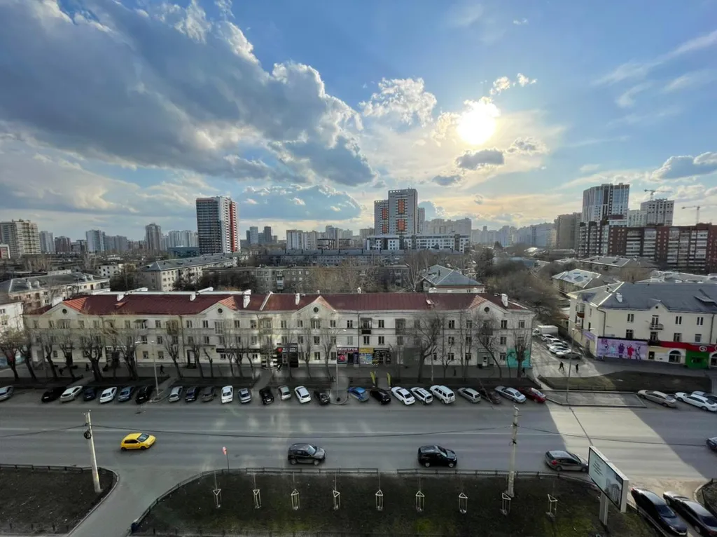 Квартира Квартира Евродвушка с чилаут-зоной на балконе в районе автовокзала — Екатеринбург