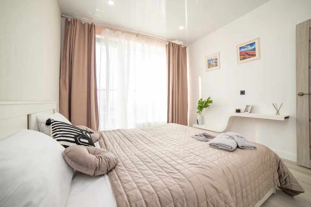 Евродвухкомнатная квартира на Чкалова 18 для 4 гостей