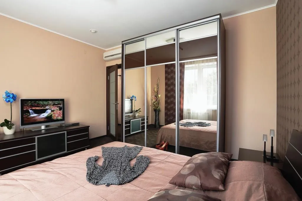 3-комнатная Квартира — аренда посуточно в Екатеринбург