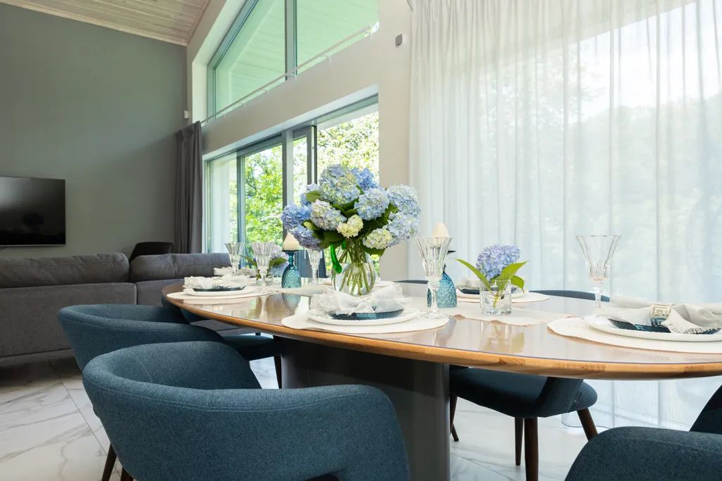 Квартира с 3 спальнями, камином с живым огнём и видом на горы