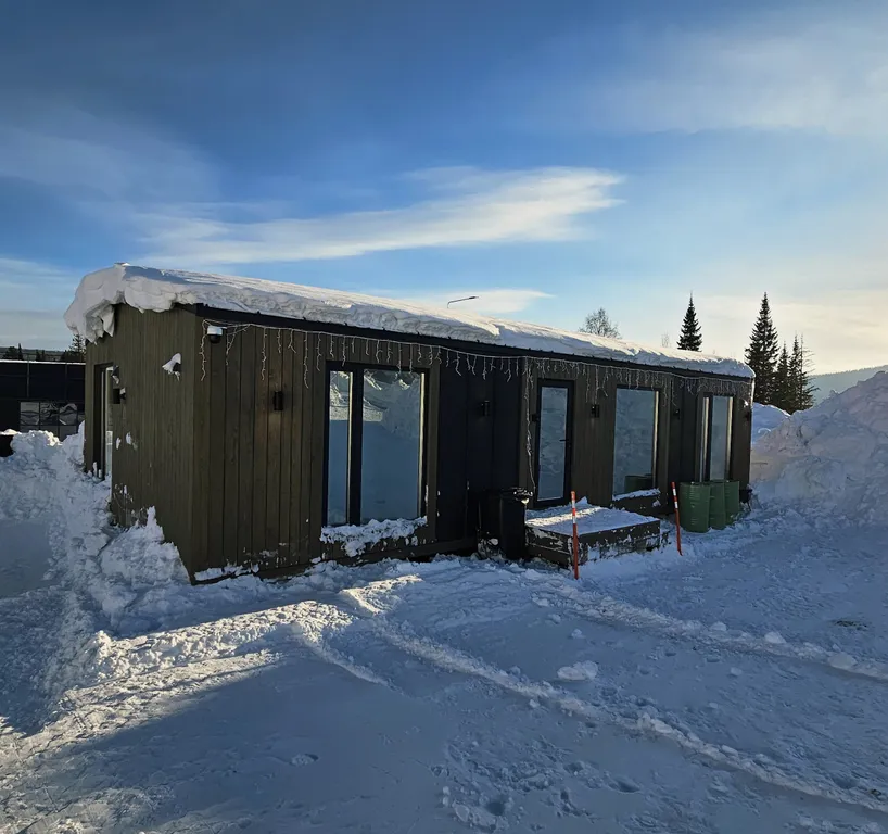 Коттедж Далеко и надолго — аренда посуточно в Шерегеш