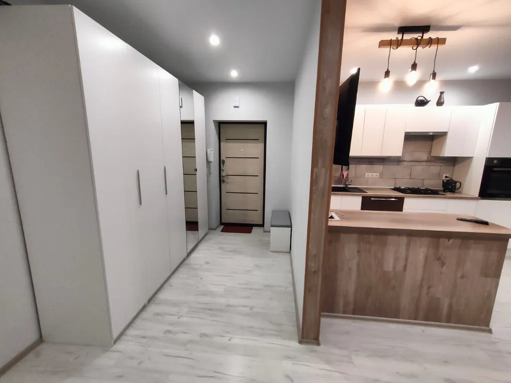 Уютная квартира студия с 2 спальнями