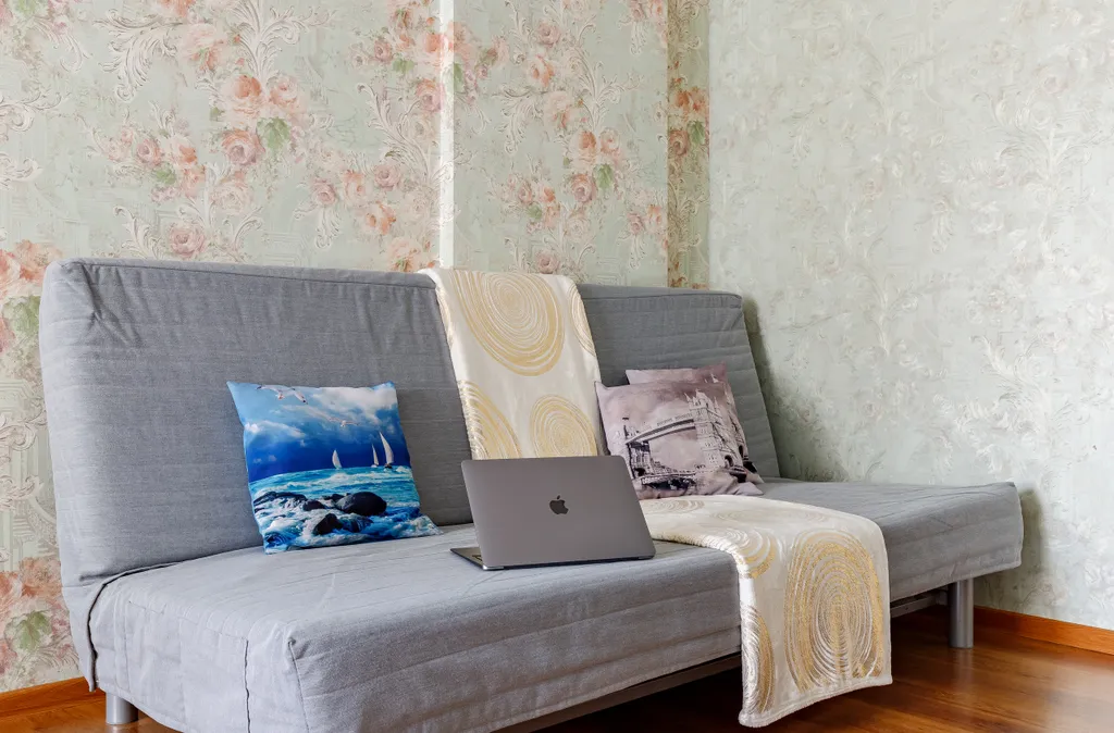 Просторная 2 комнатная квартира в центре