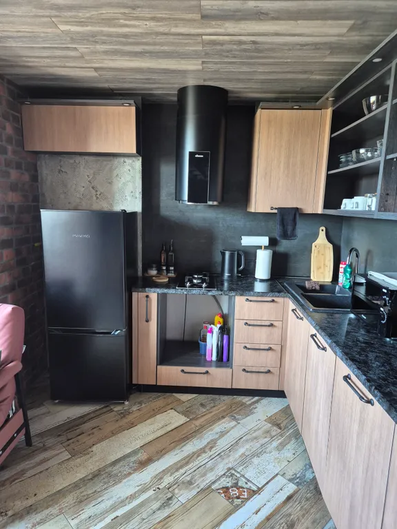 Студия лофт с видом на набережную столицы