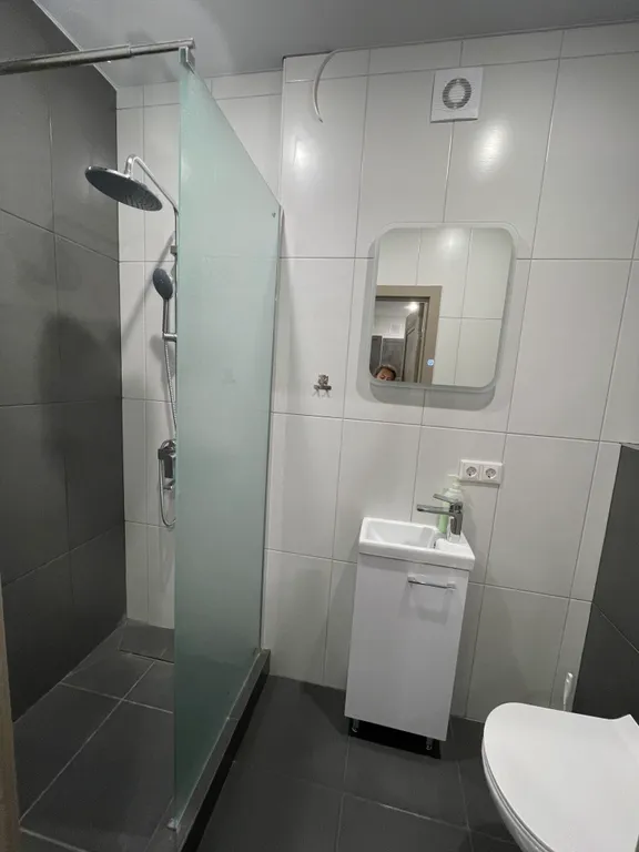 Новая, чистая двухуровневая квартира на берегу реки Волга