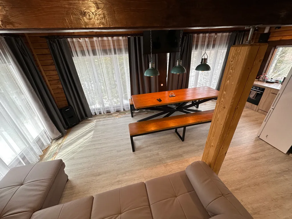 Коттедж с панорамными окнами