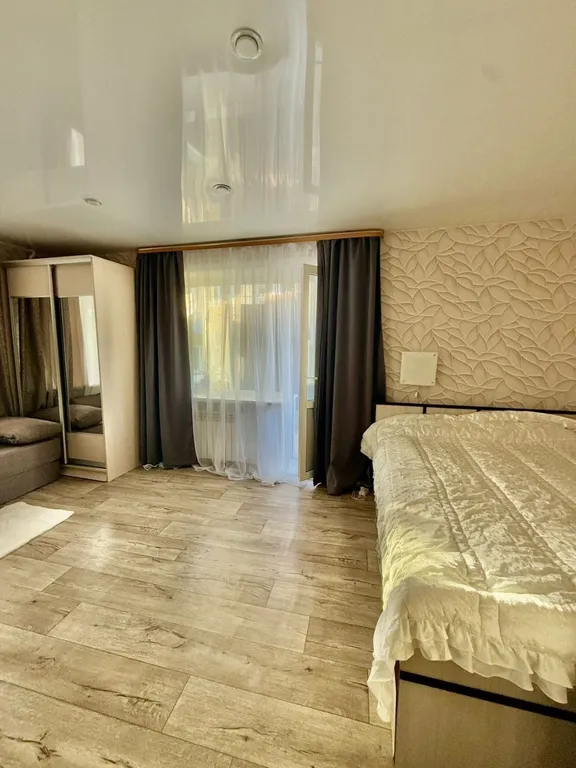 Теплая светлая квартира