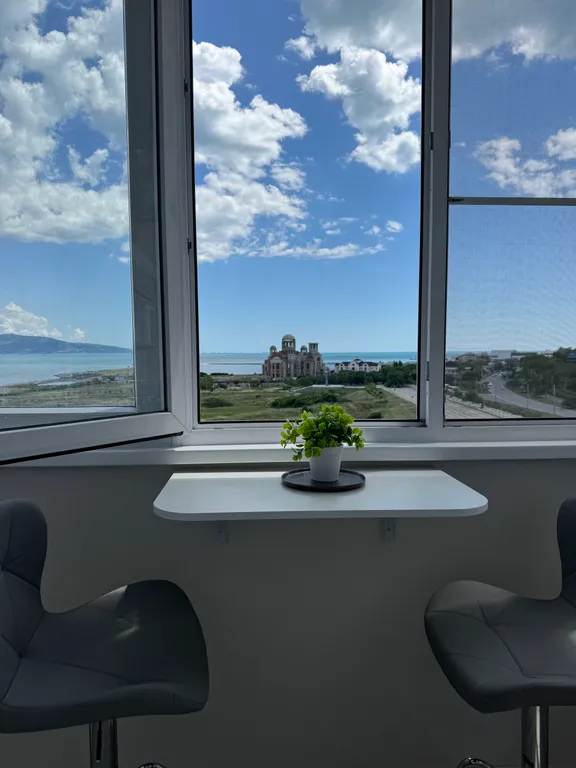 Видовая квартира на первой линии — аренда посуточно в Новороссийск