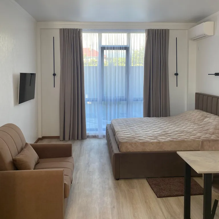 Квартира Улучшенные апартаменты — аренда посуточно в Молдовка