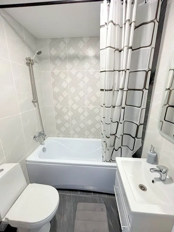 Новая студия-комфорт с бассейном и балконом в ЖК Кипарис Holiday house