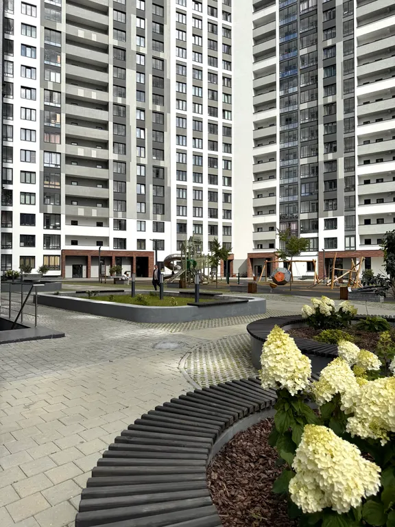 Комфортная квартира с детской кроваткой