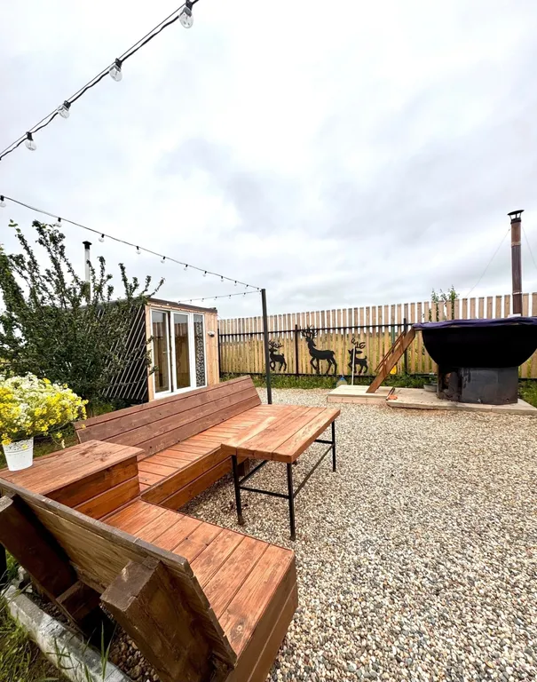 Загородный дом с чаном и баней