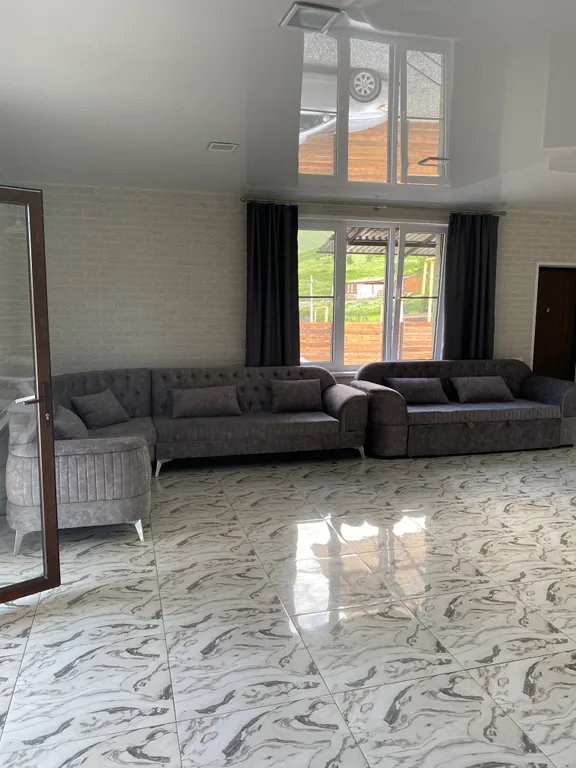 Коттедж-дача подкова